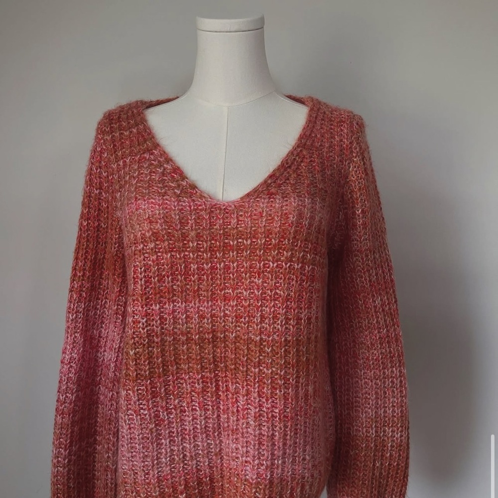 LOFT Multicolor V-Neck Sweater
